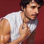 Belkin Lightning In-Ear Earbud for iPhones Black